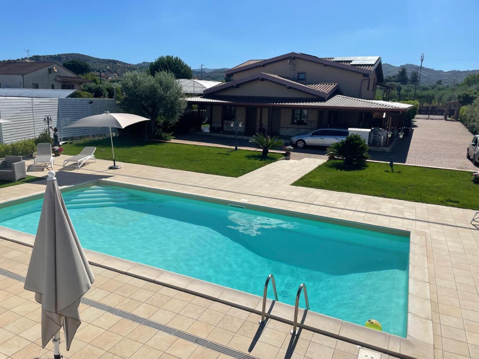 Agriturismo Albachiara Bisignano エクステリア 写真